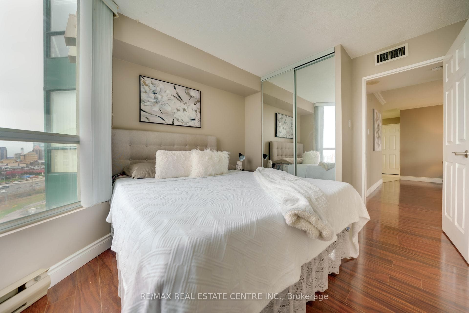 4470 Tucana Court Unit 2104 photo 25