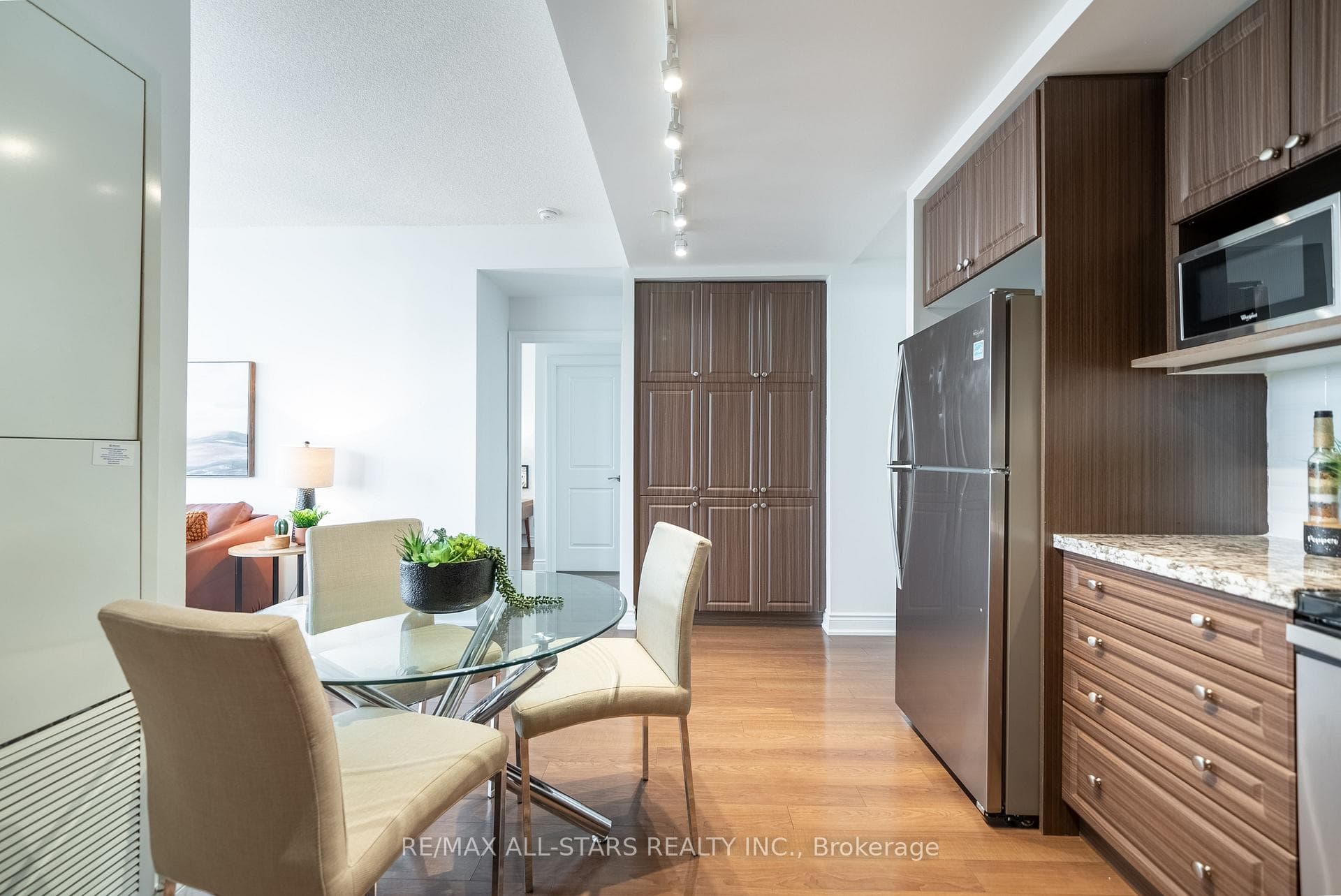 99 South Town Centre Boulevard Unit 307 photo 13