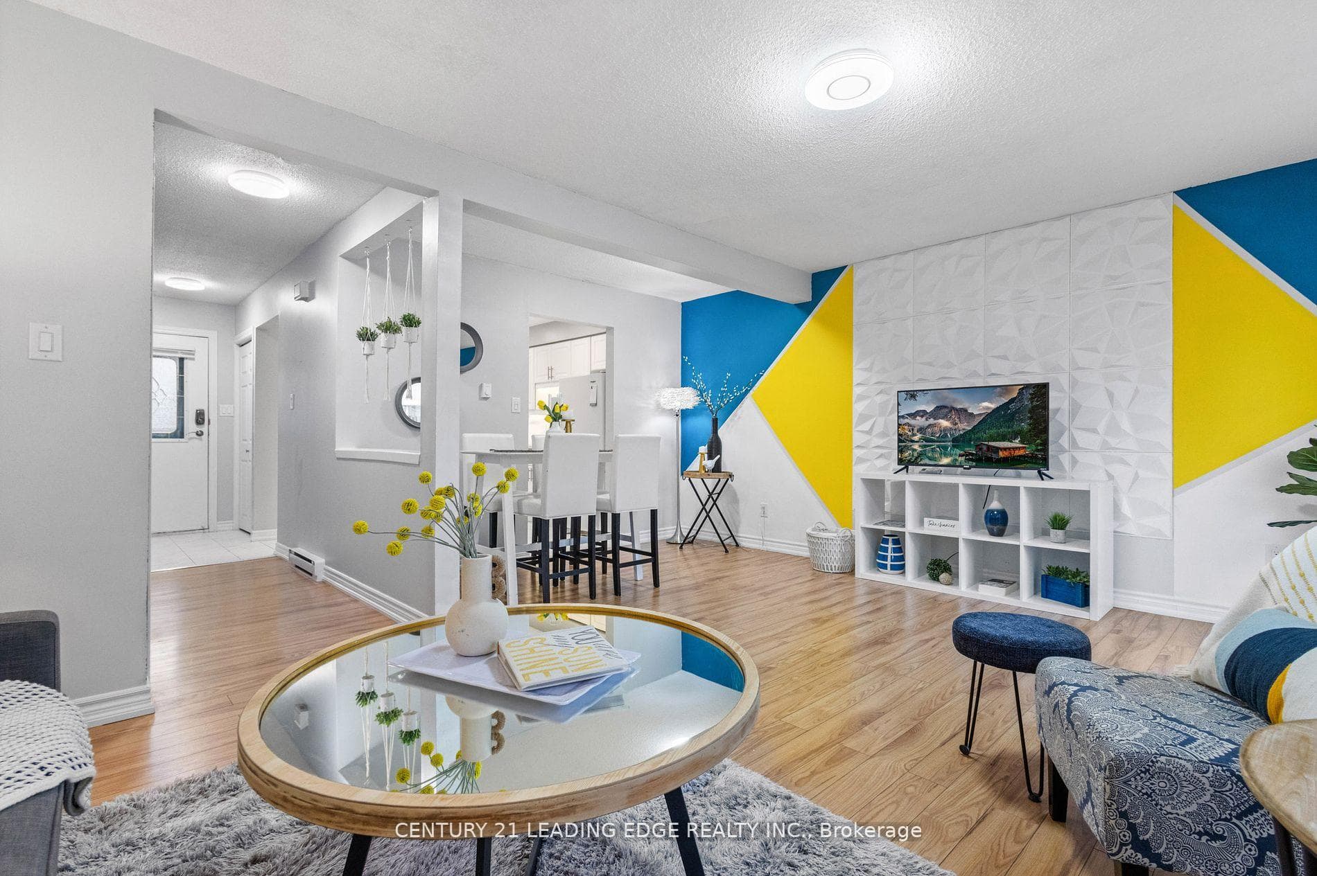 450 Bristol Crescent Unit 32 photo 1