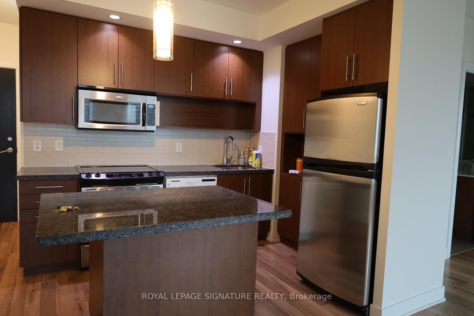 120 Homewood Avenue Unit 904 photo 3