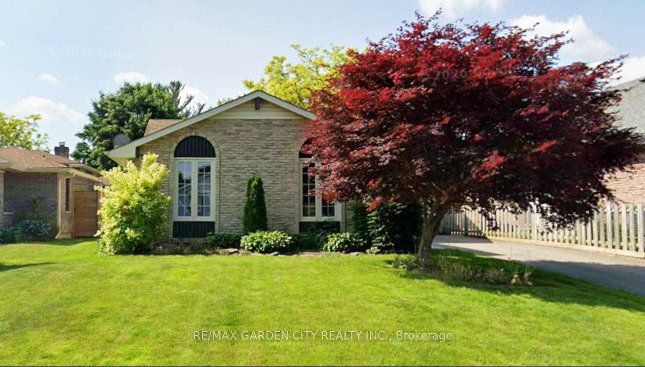 6 BARBARA Place photo 3