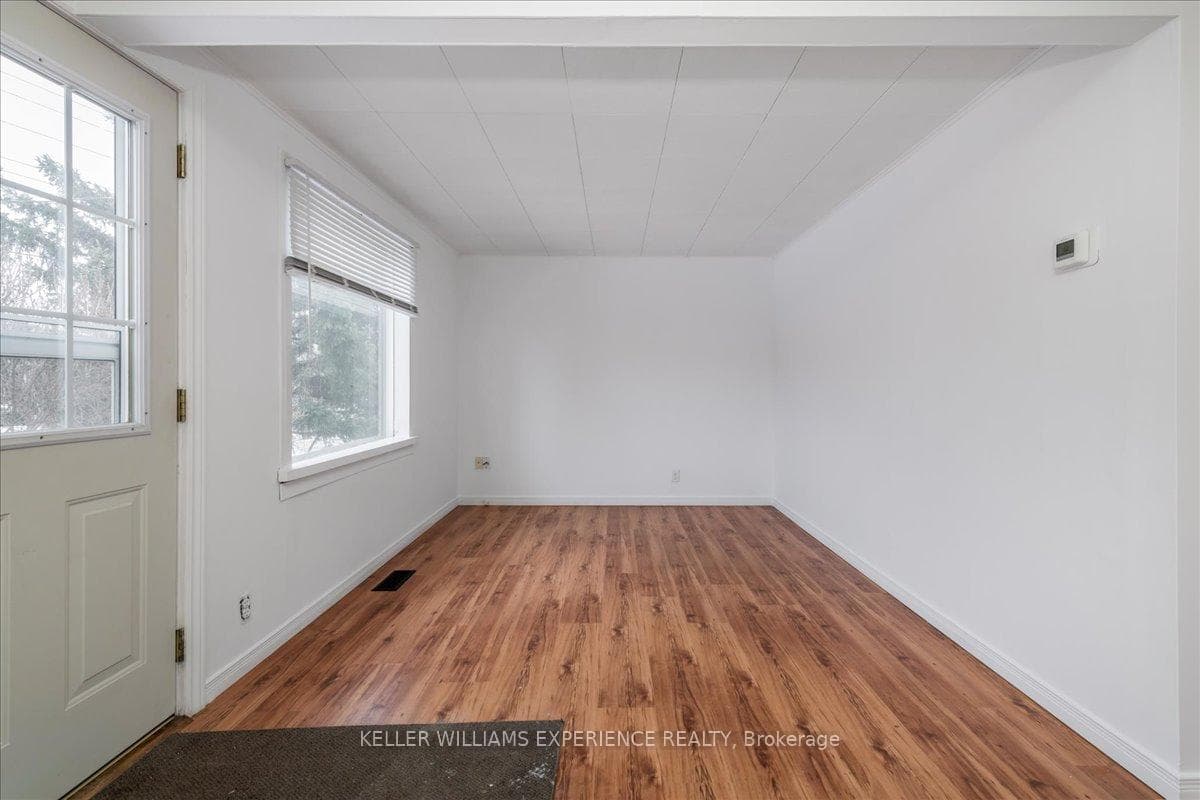 116 Huronia Road photo 5