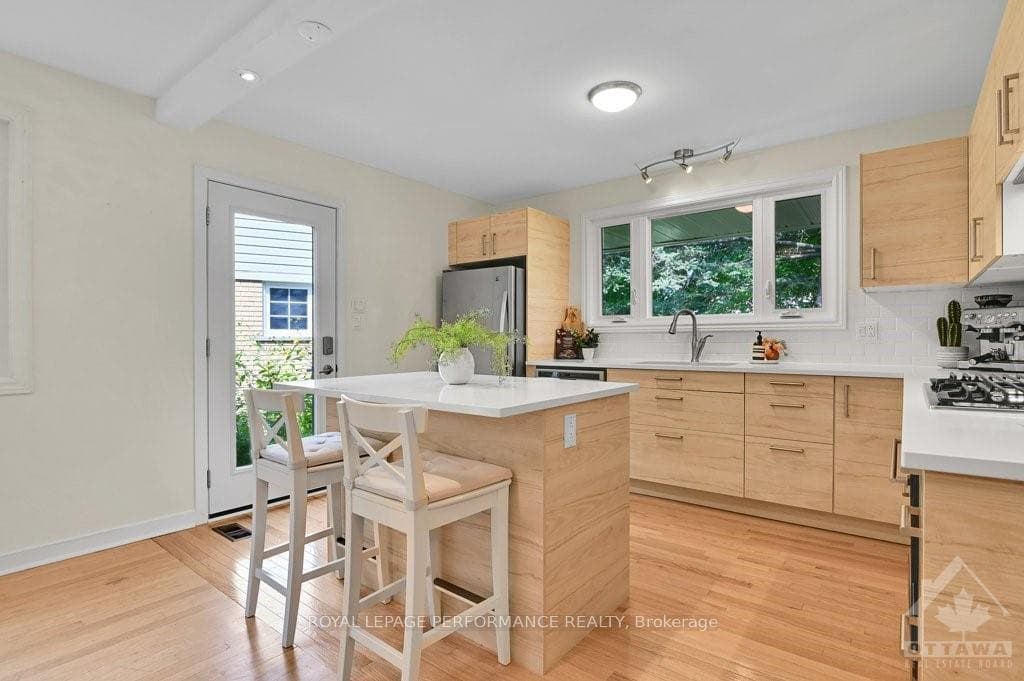 1400 MORLEY Boulevard photo 10