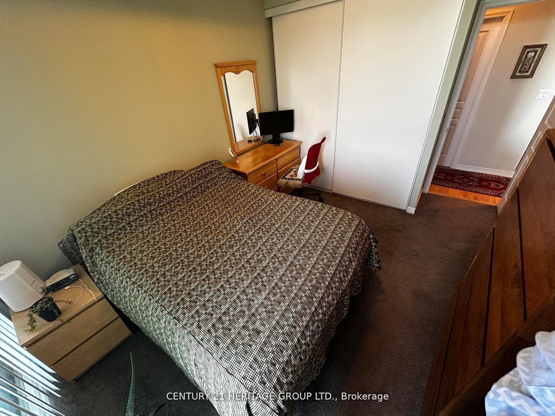 509 Beecroft Road Unit 2206 photo 22