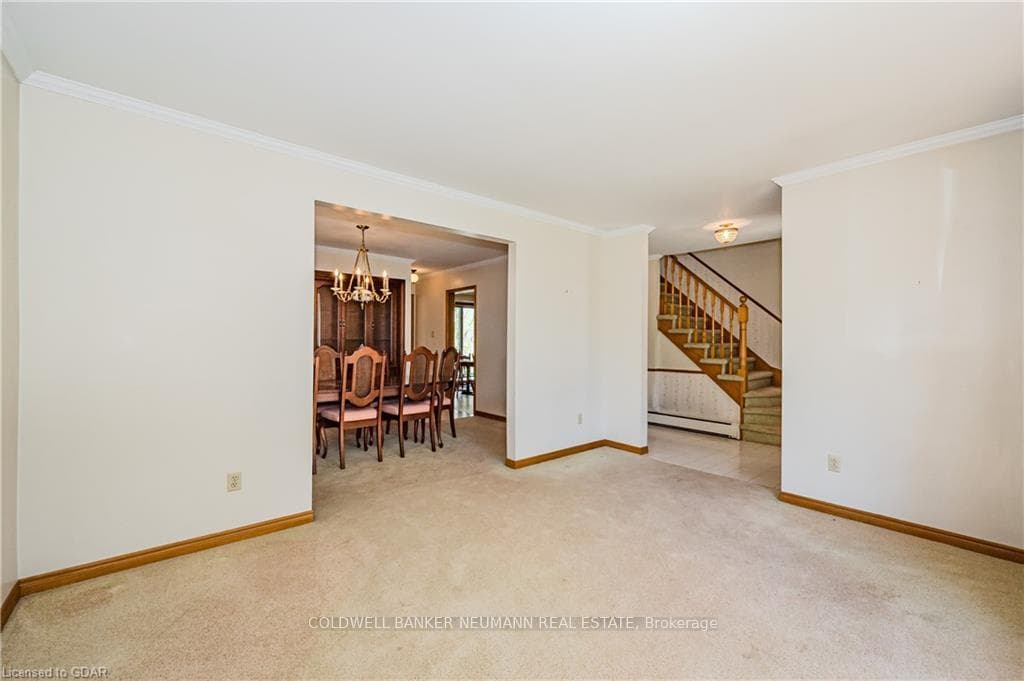 33 Applewood Crescent photo 39