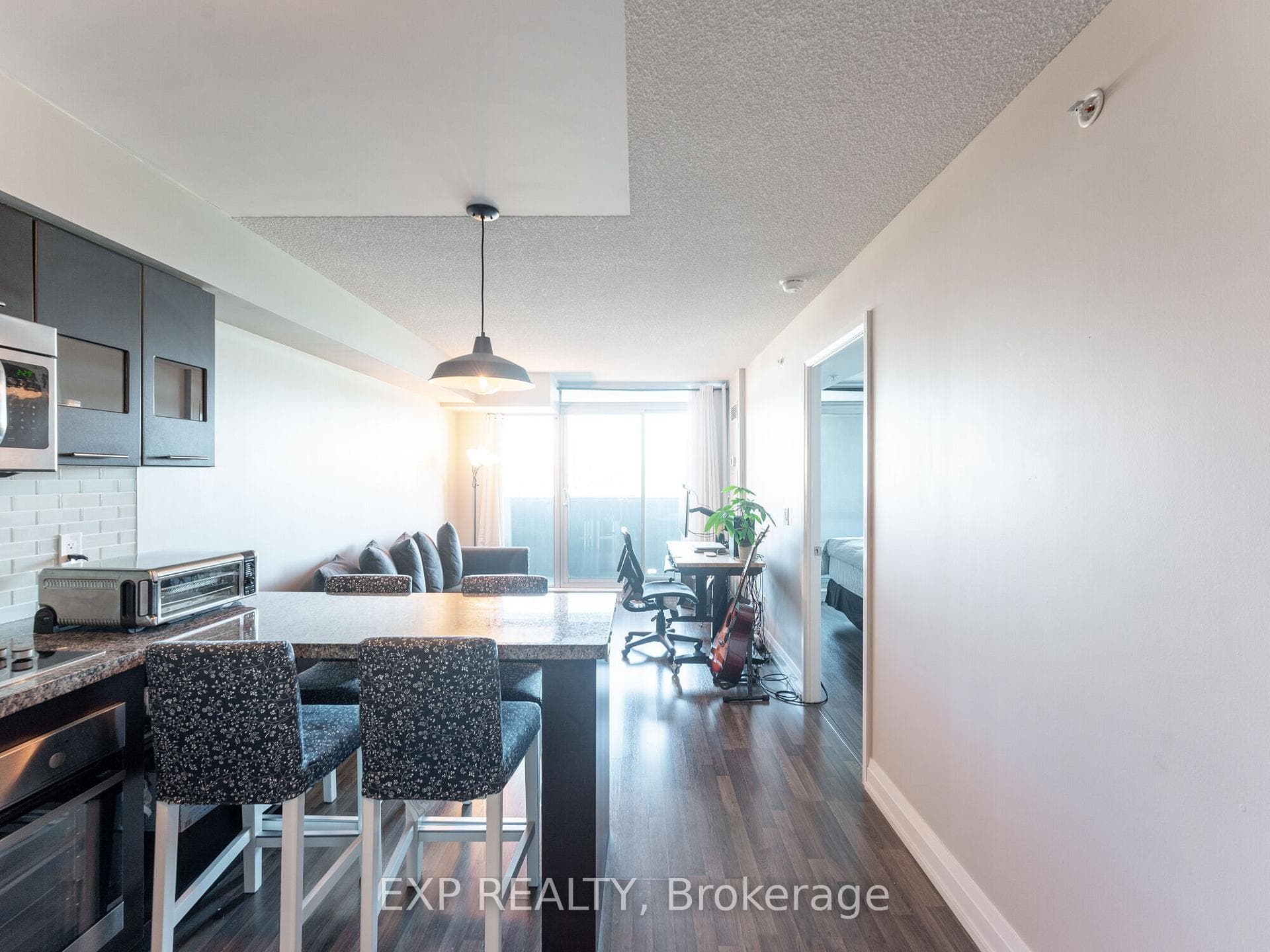 555 Wilson Avenue Unit E209 photo 8