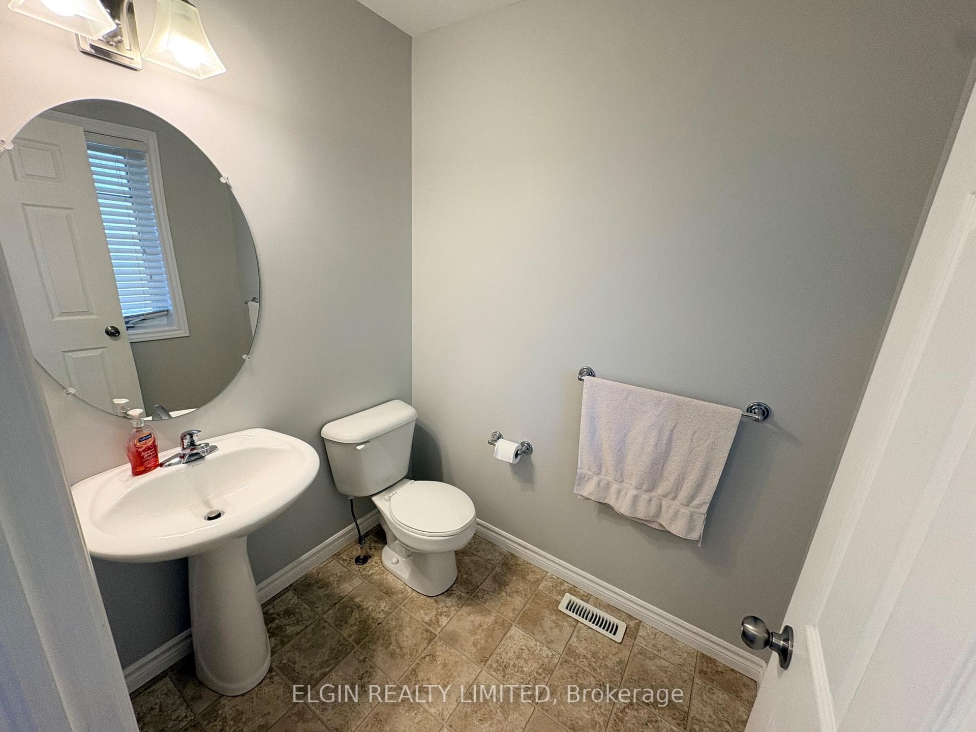 44 Peach Tree Boulevard photo 7