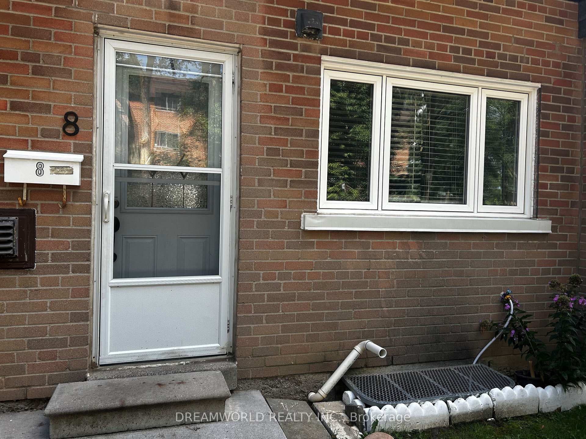 50 Grandravine Drive Unit 8 photo 3