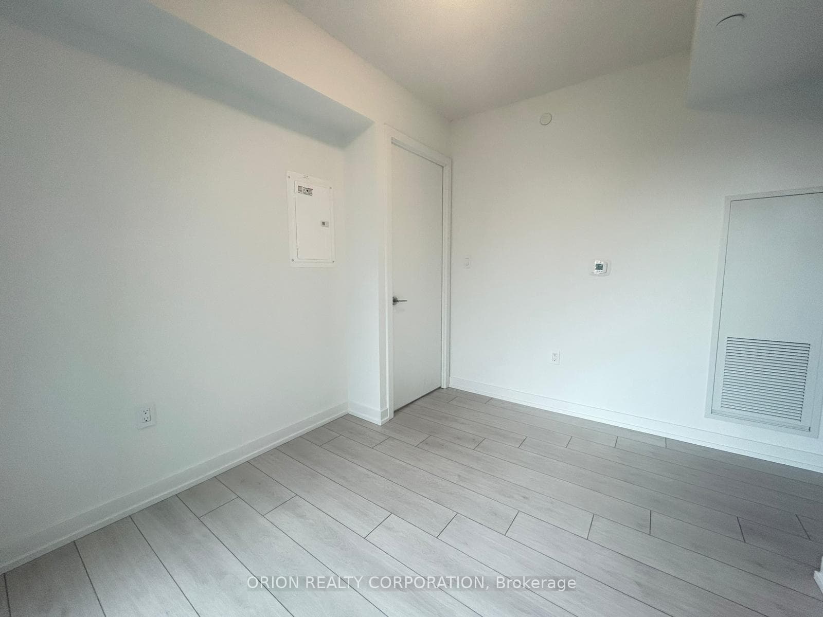 556 Marlee Avenue Unit 329 photo 15
