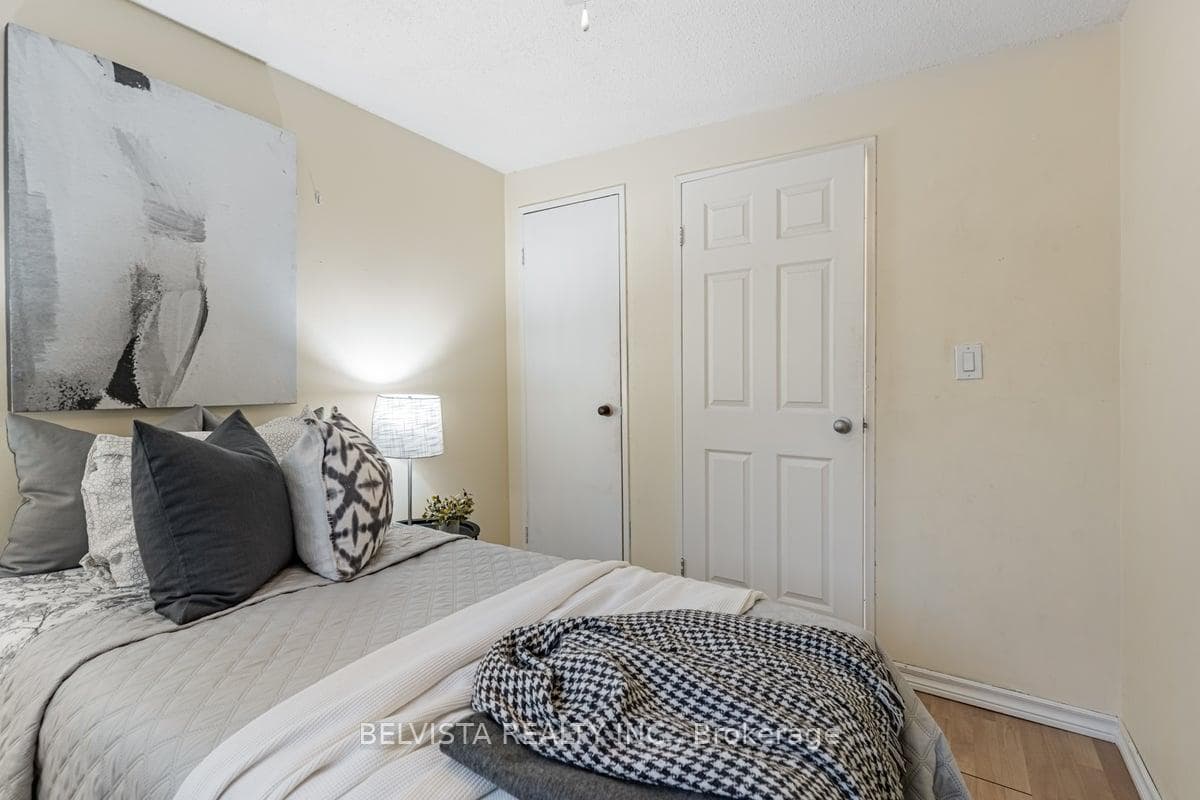 55 Collinsgrove Road Unit 218 photo 19