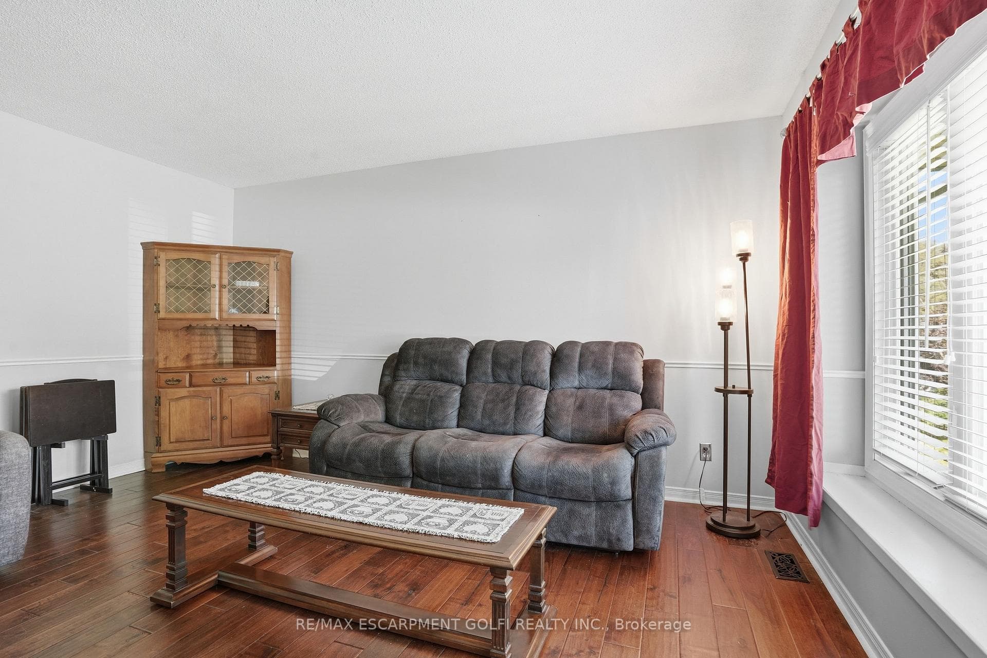 31 Willcher Drive photo 4