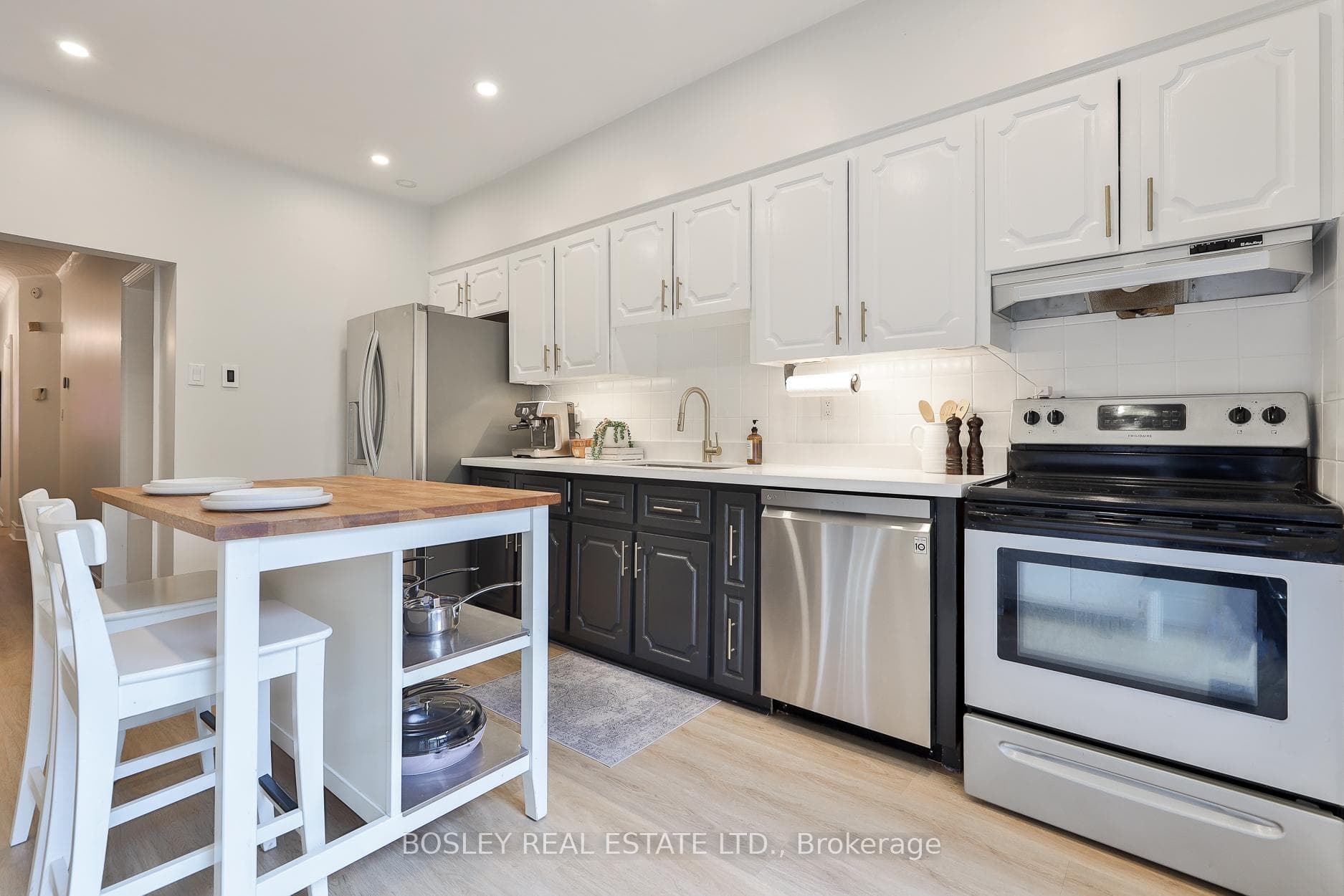 44 Mackenzie Crescent photo 15