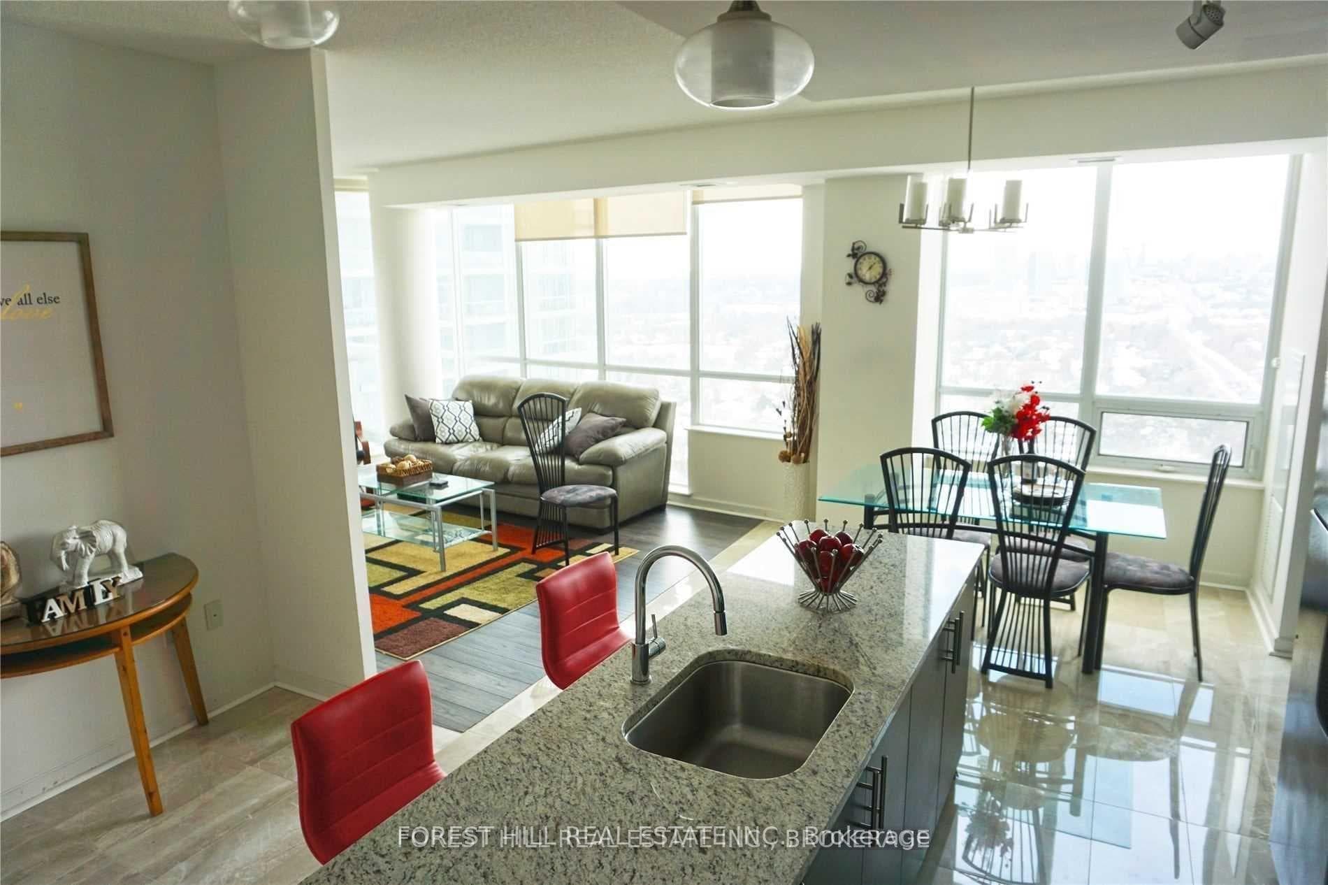 70 Forest Manor Road Unit 1306 photo 2