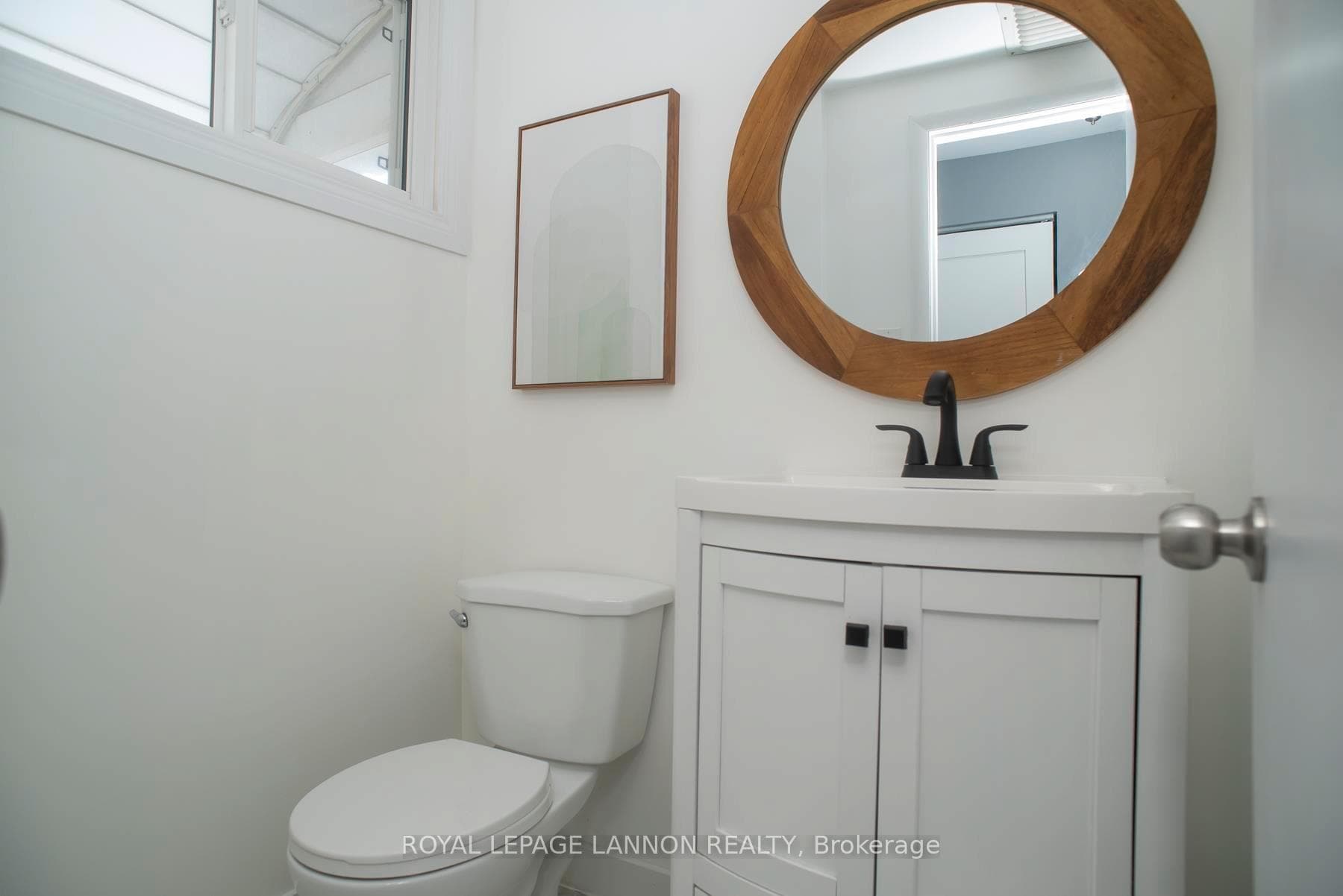 283 HINTON Avenue photo 23