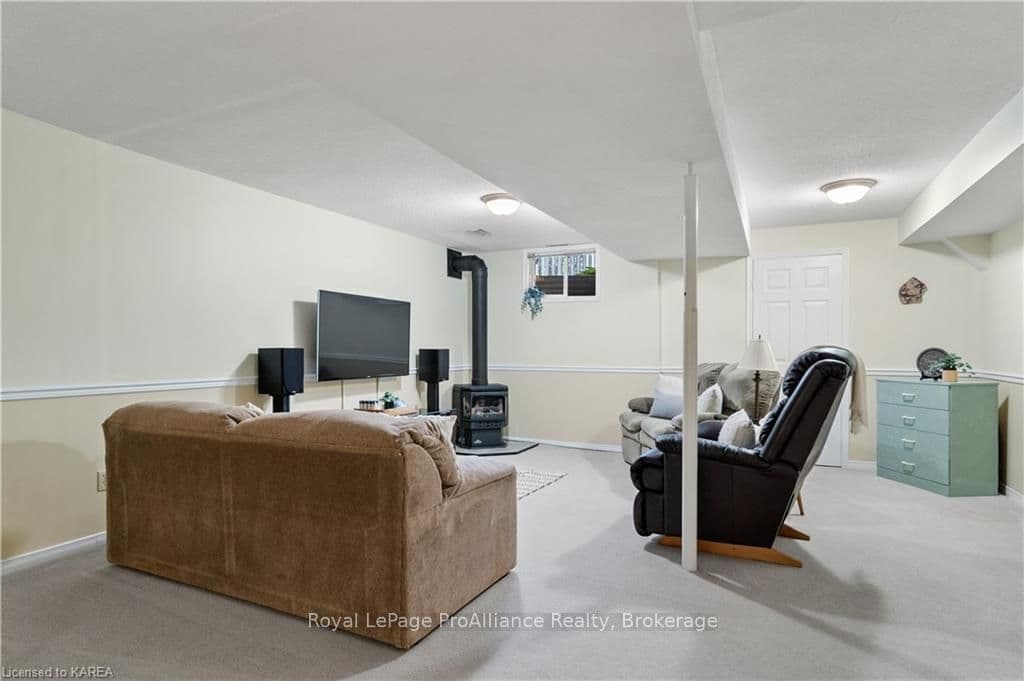 1178 BENTLEY Terrace photo 33