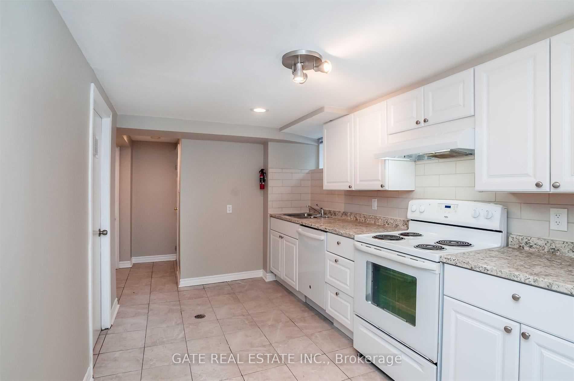 10 Billingsgate Crescent Unit Bsmt photo 6