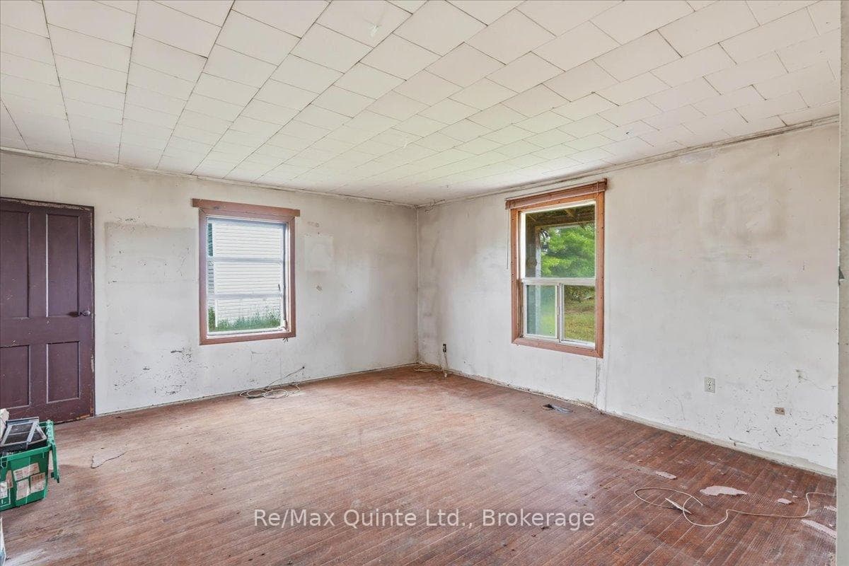 812 Enright Road photo 10