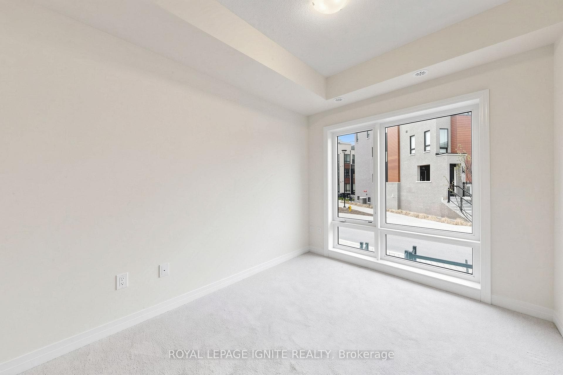 155 Tapscott Road Unit 22 photo 23