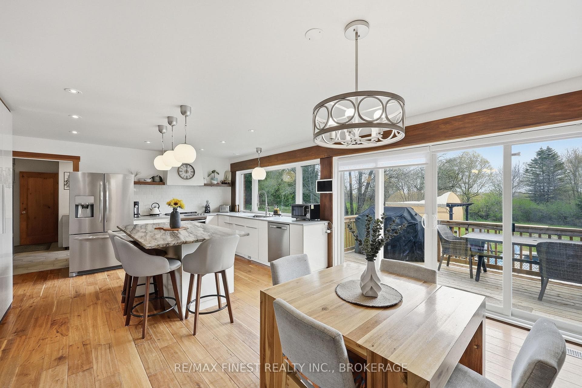 3010 Lakefield Drive photo 13