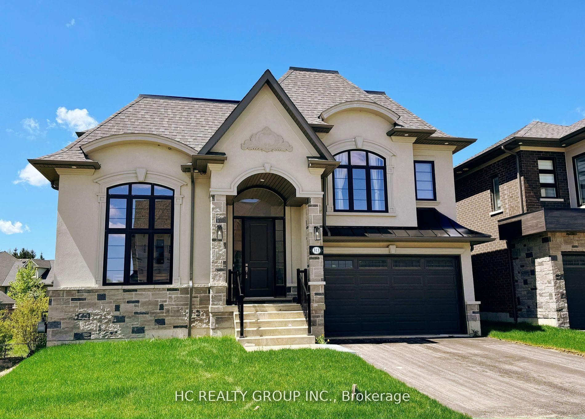 313 Somme Street photo 1