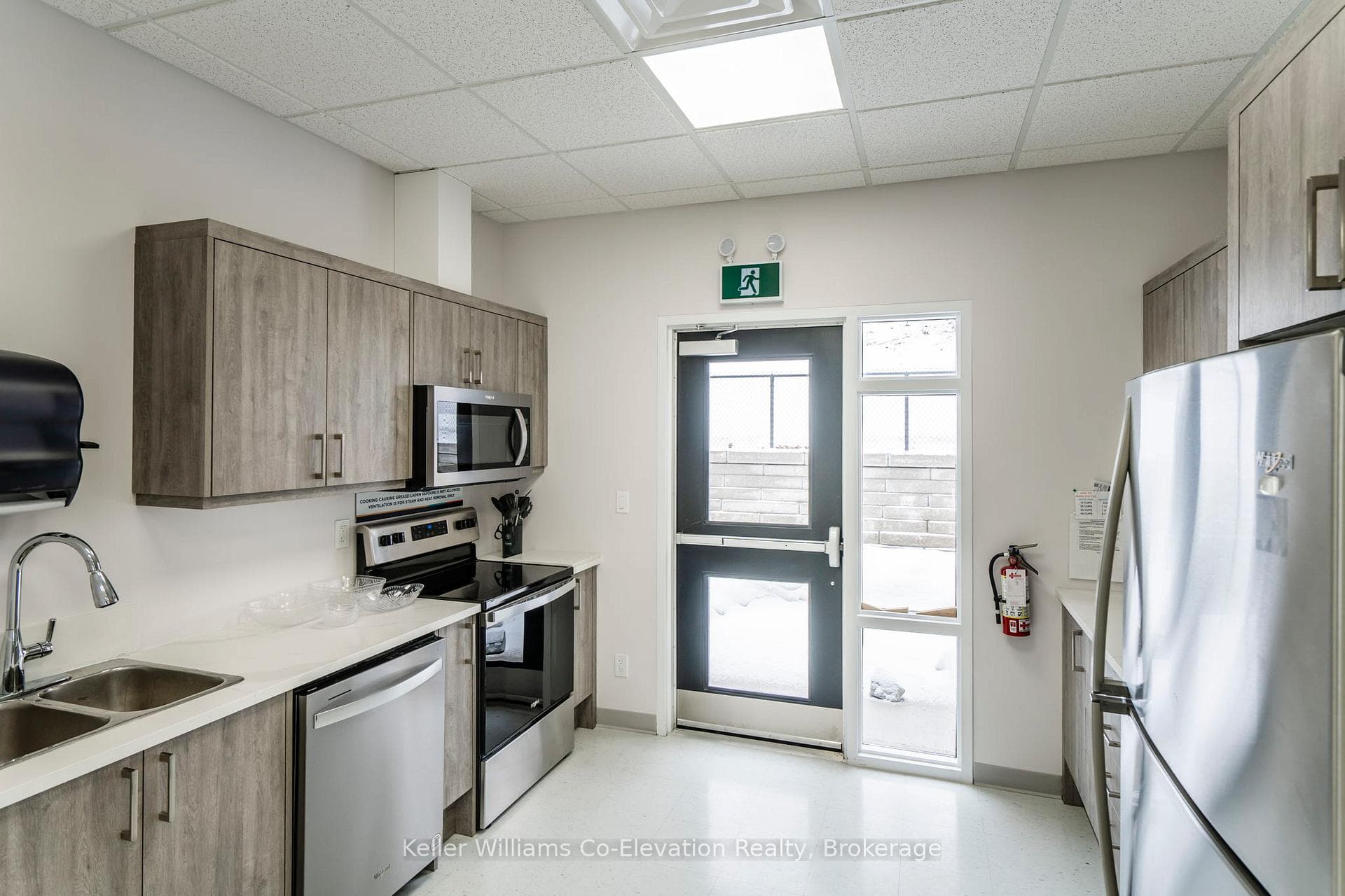 18 Durham Drive photo 21