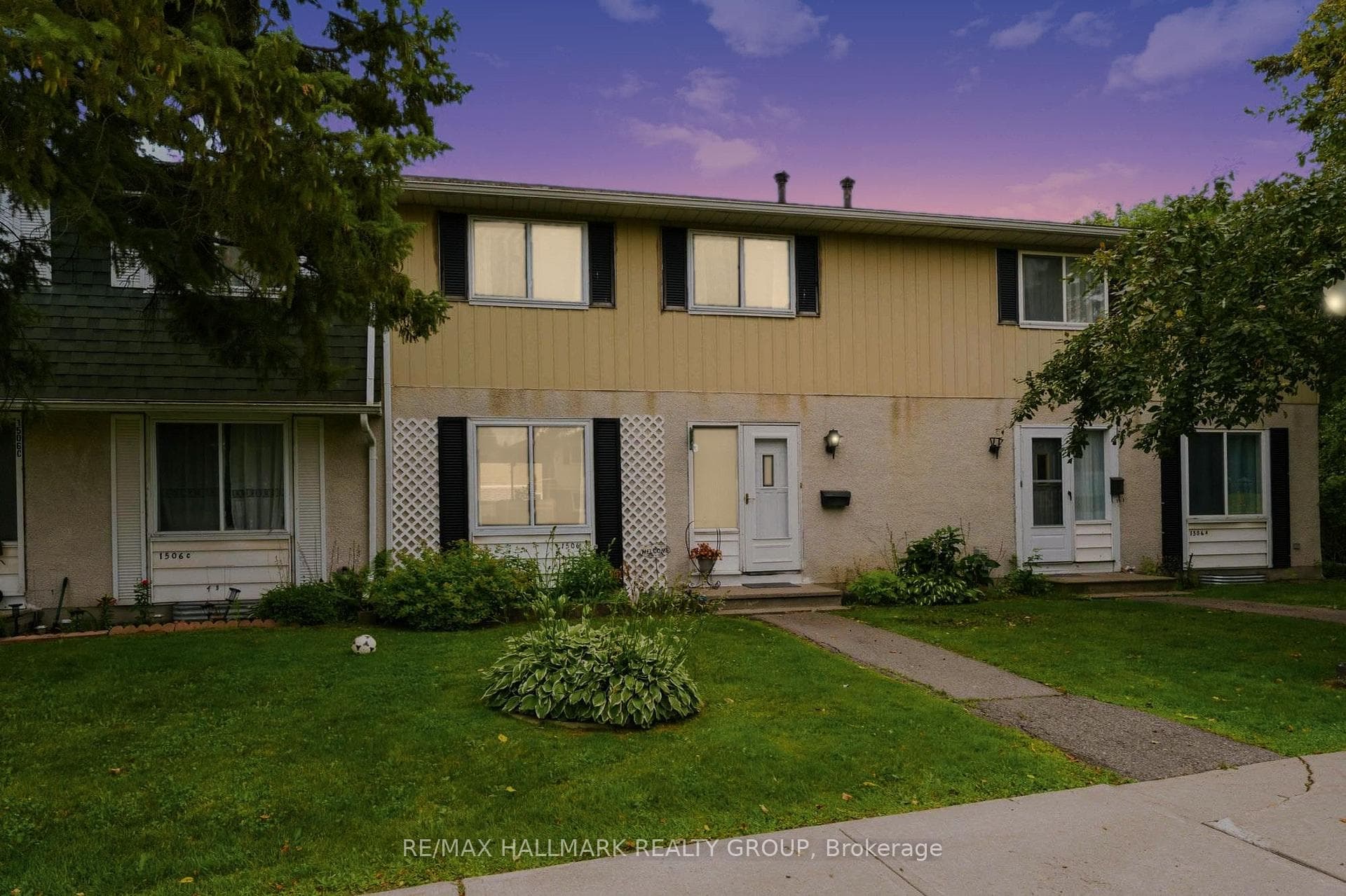 1506 Beaverpond Drive Unit B photo 1