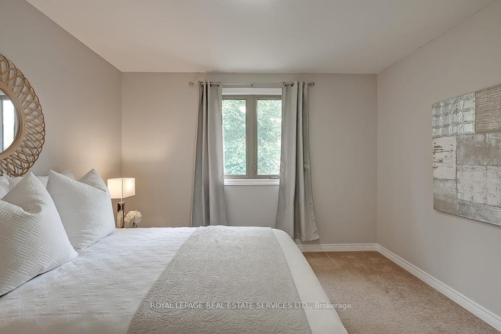 560 Grey Street Unit 25 photo 13