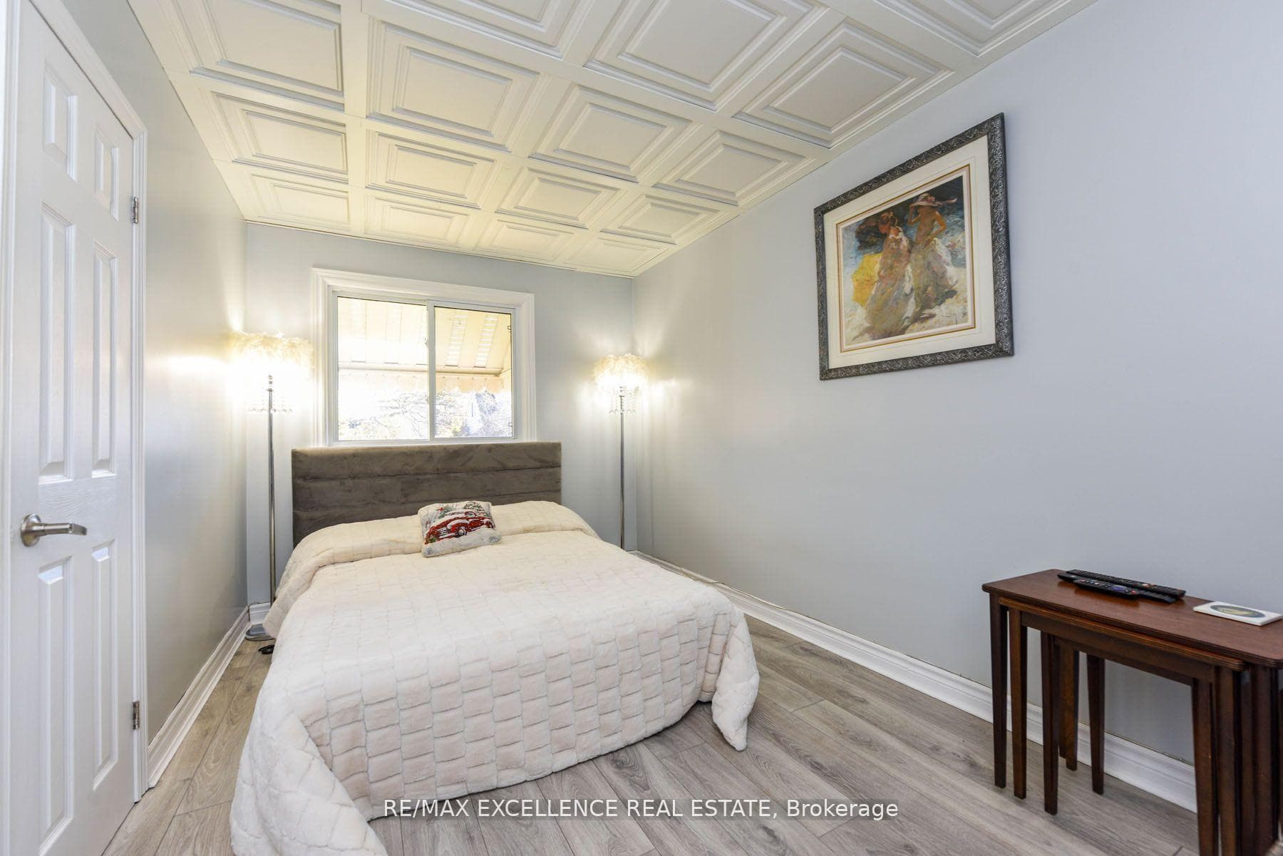 38 Mccaul Street photo 19