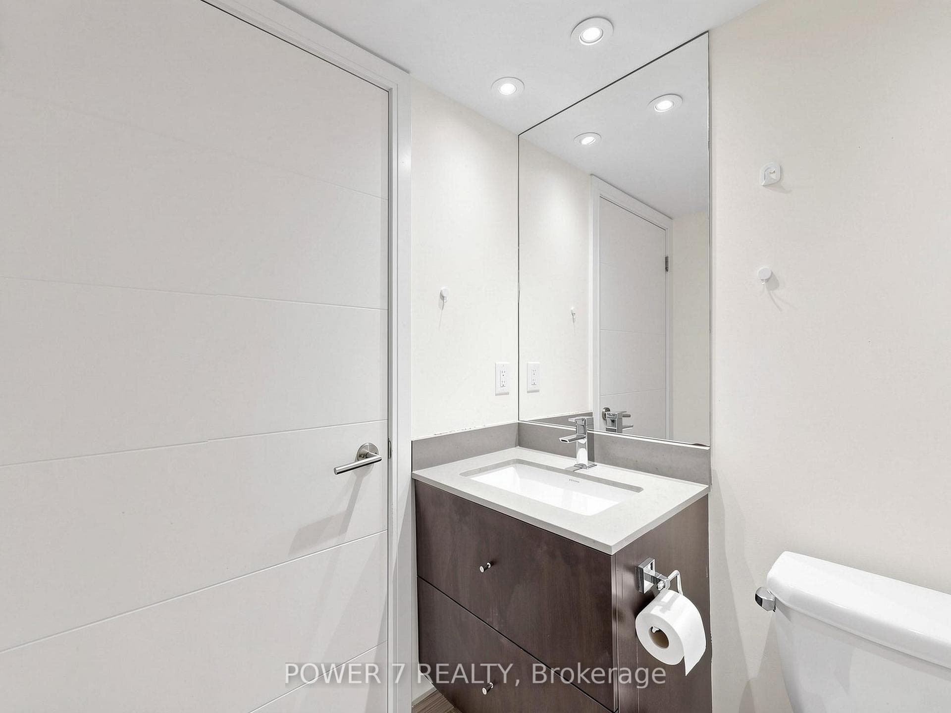 525 Adelaide Street Unit 1634 photo 20