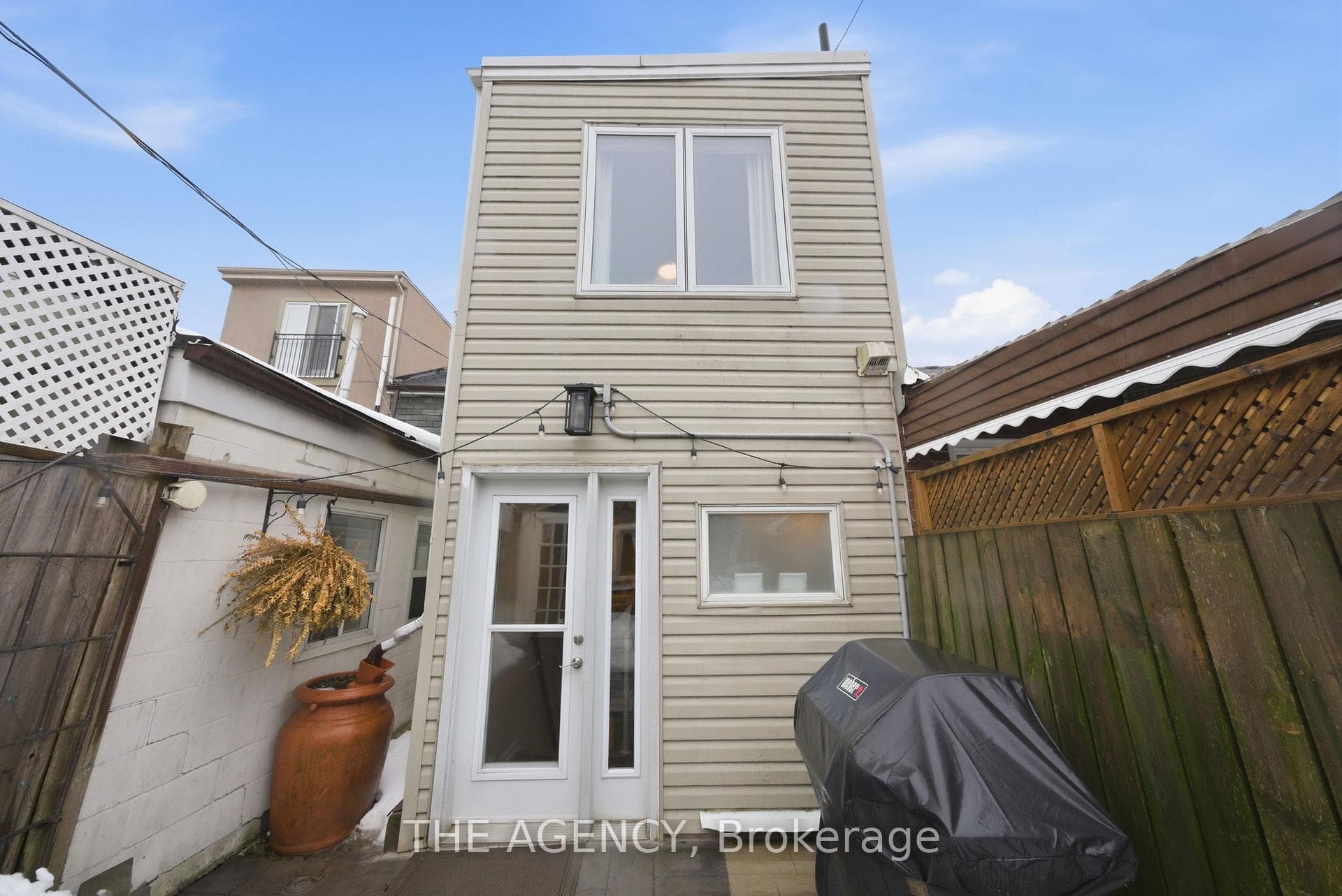 36 Mansfield Avenue photo 32