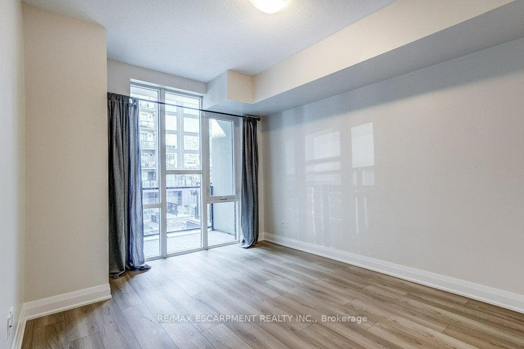 16 Concord Place Unit 201 photo 13
