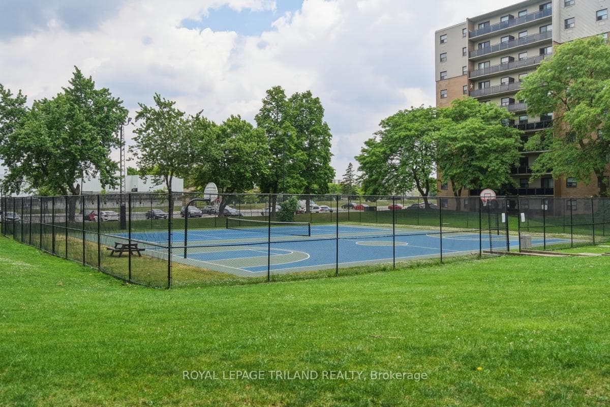 931 Wonderland Road Unit 312 photo 28