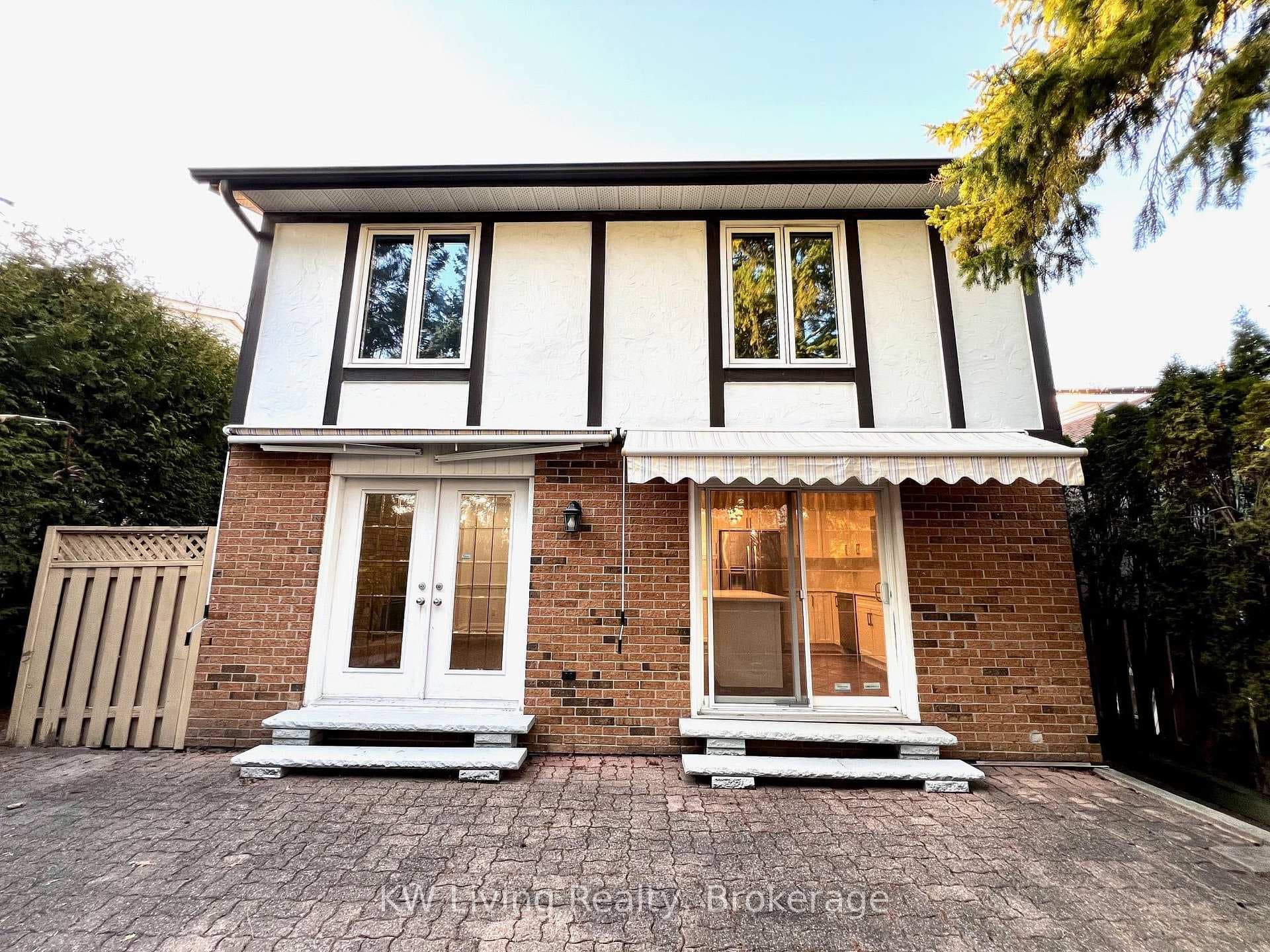 92 Breckonwood Crescent photo 15