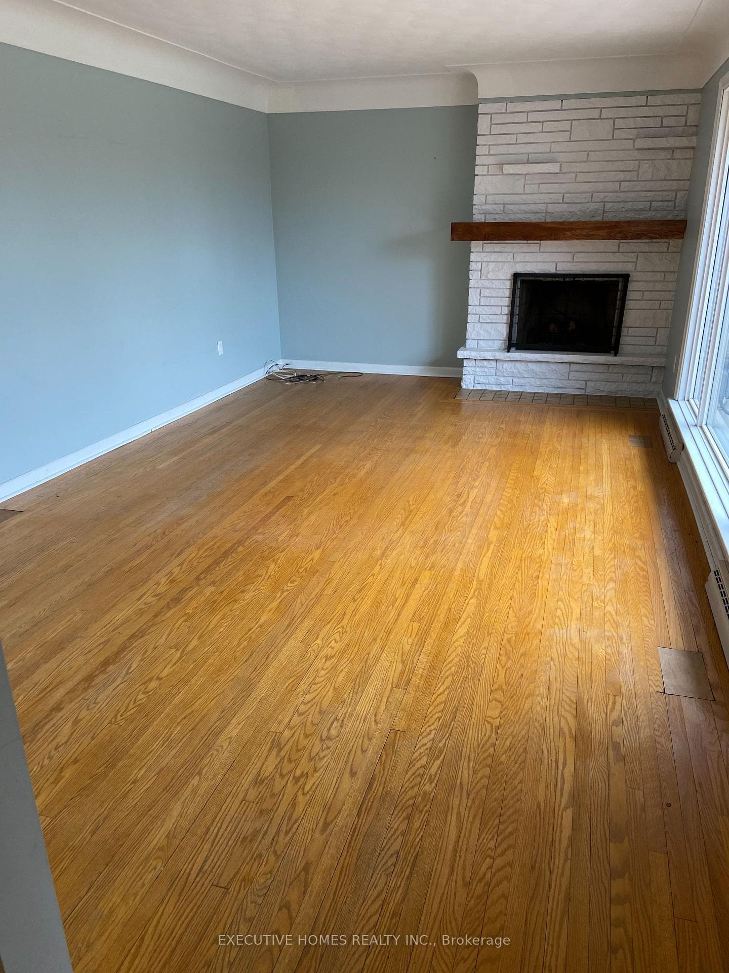 123 Seneca Drive photo 3