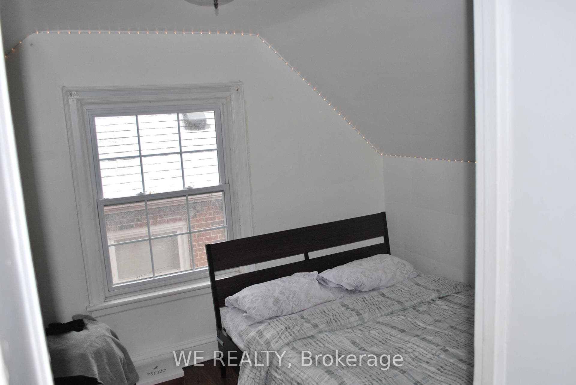 80 Arnold Street photo 12