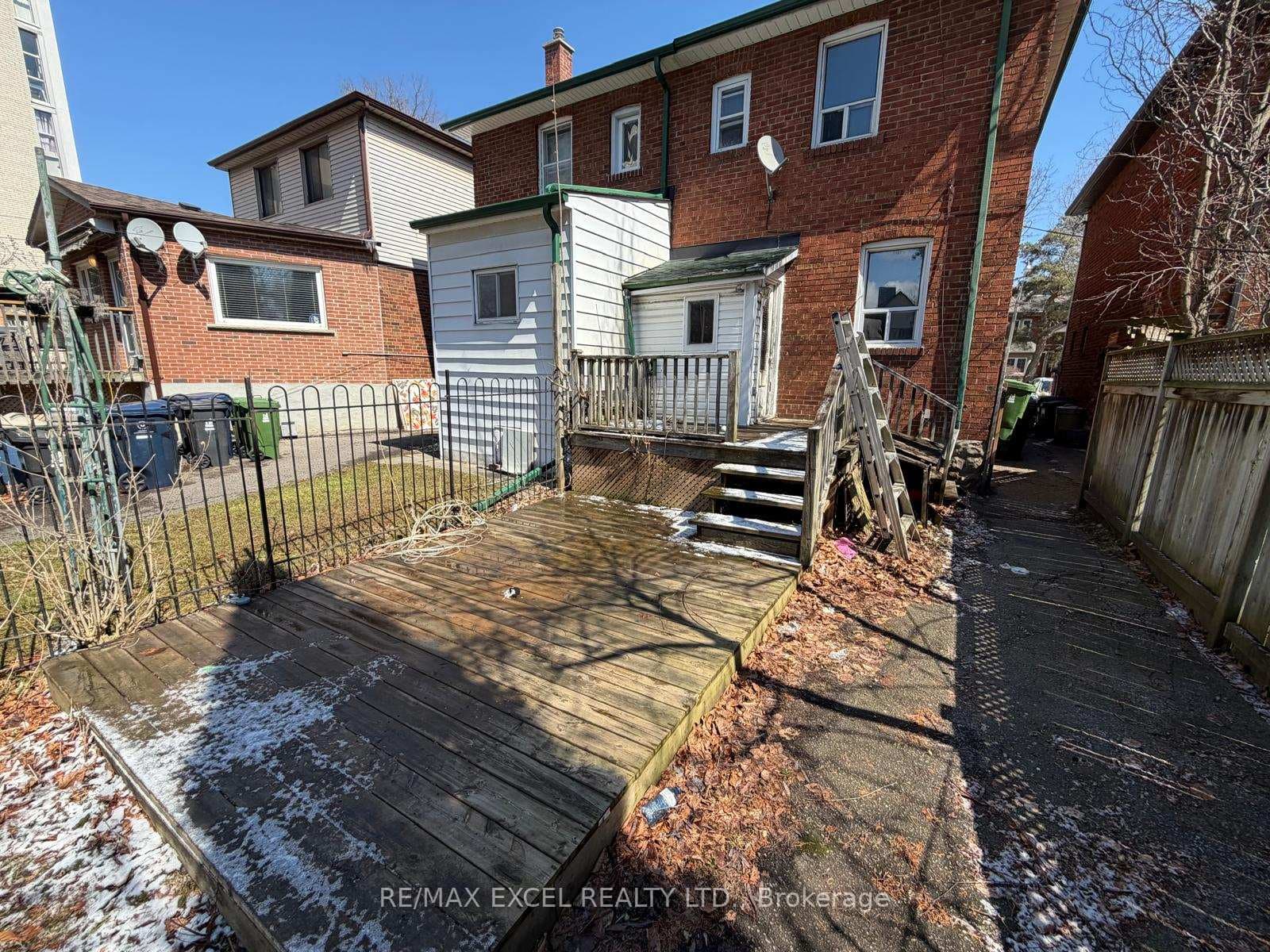 74 Banff Road photo 15