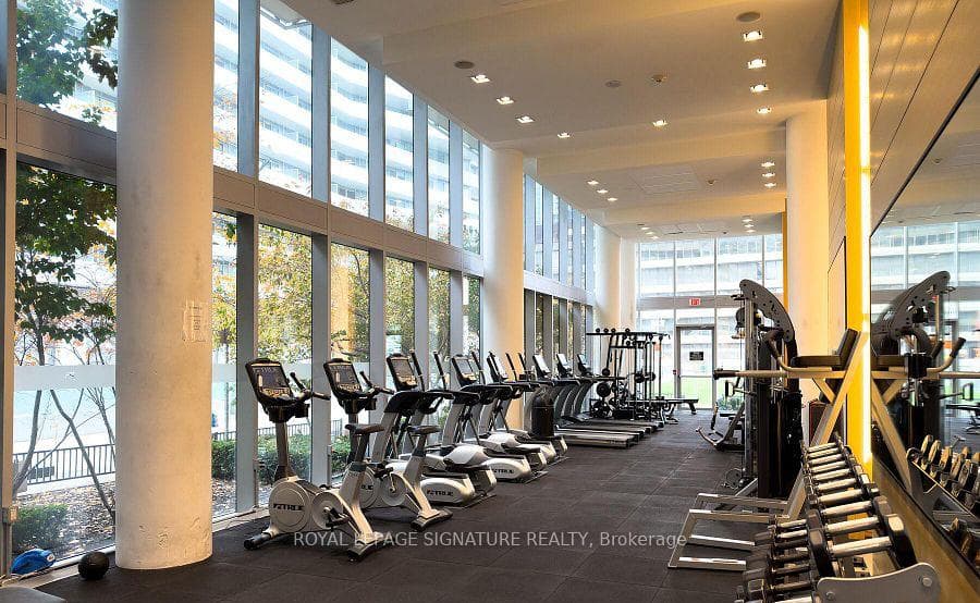 29 Queens Quay Unit 518 photo 26