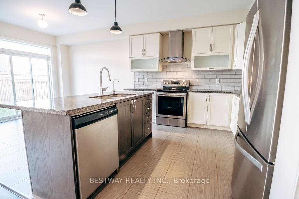 486 Greenwood Drive photo 44