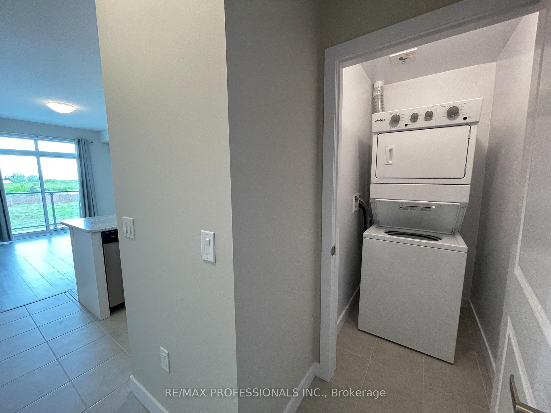 5055 Greenlane Road Unit 202 photo 21