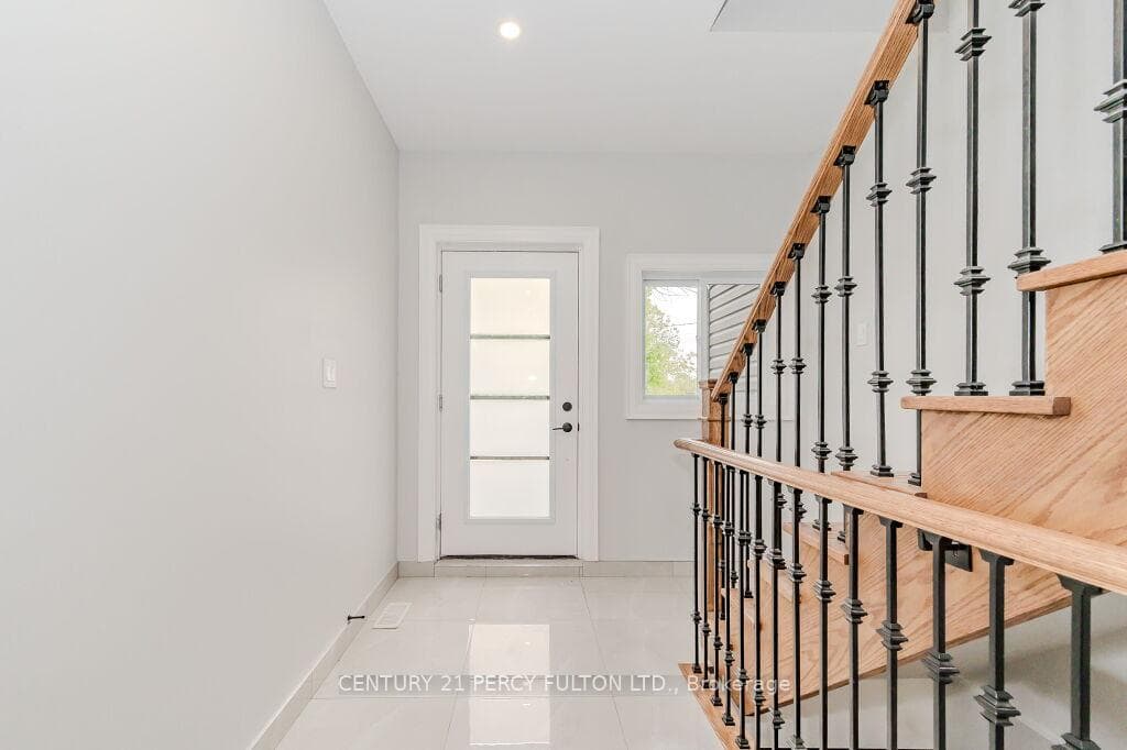 13 Bechtel Street photo 4