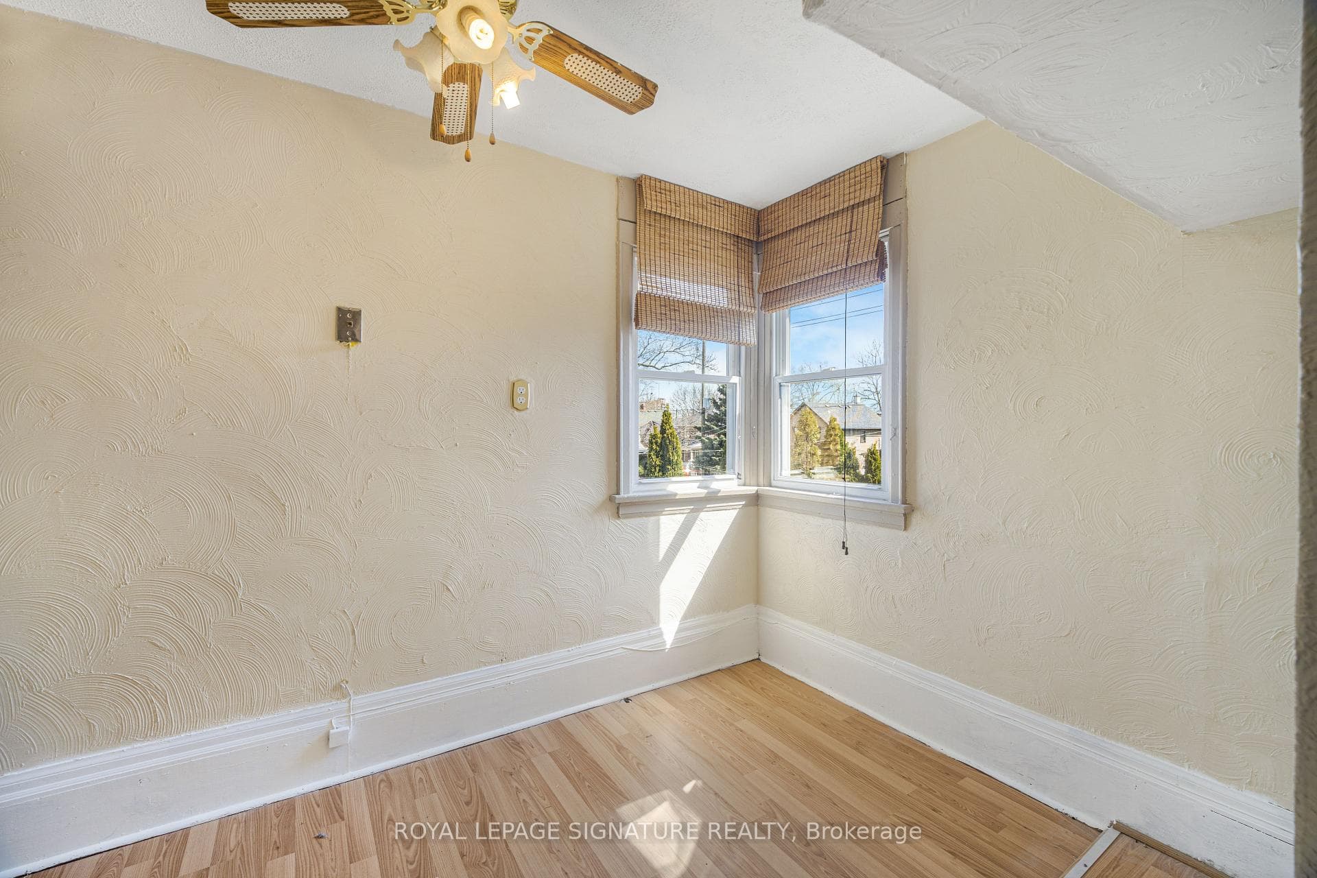 141 York Street photo 24