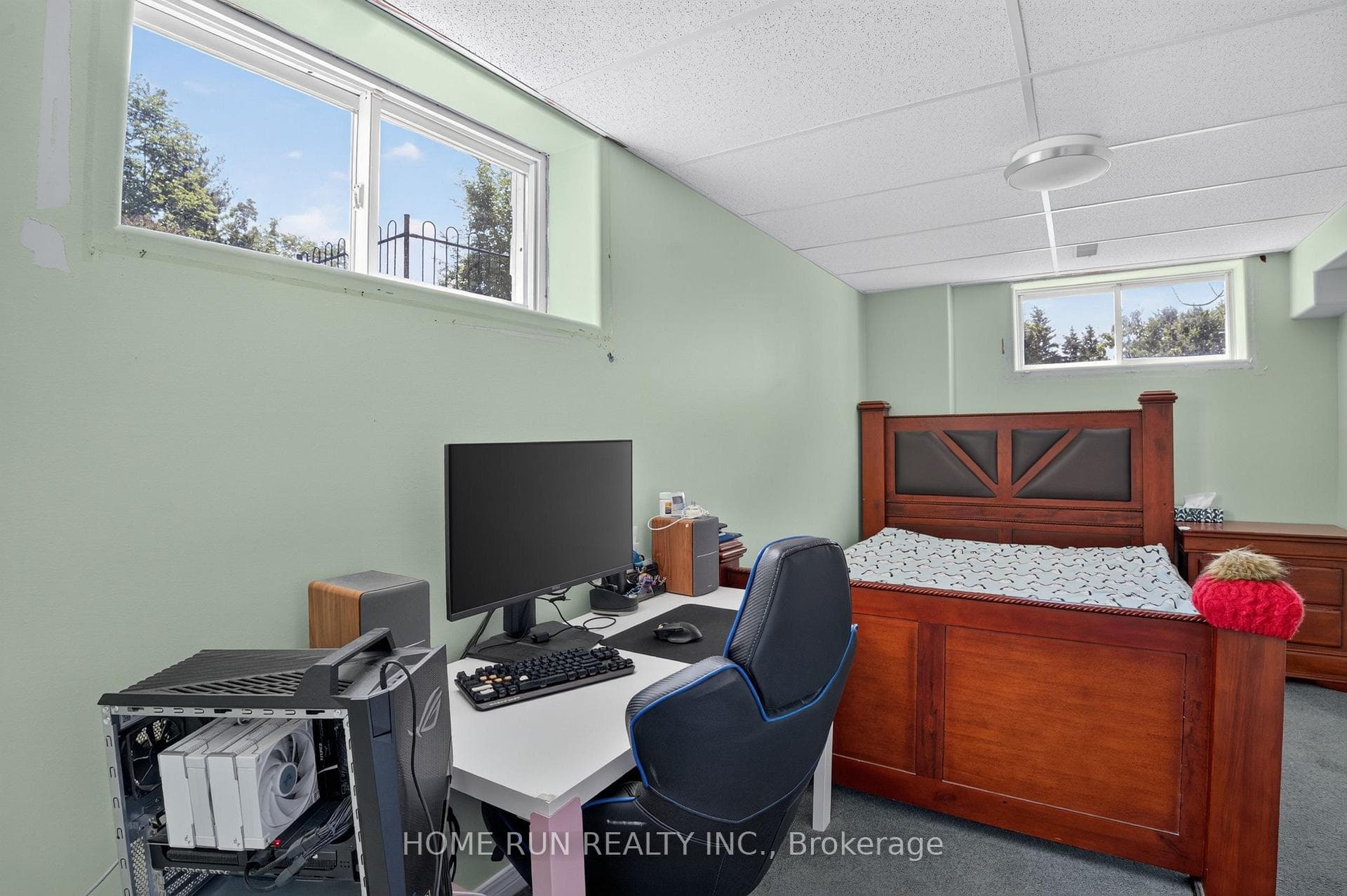 basement bedroom