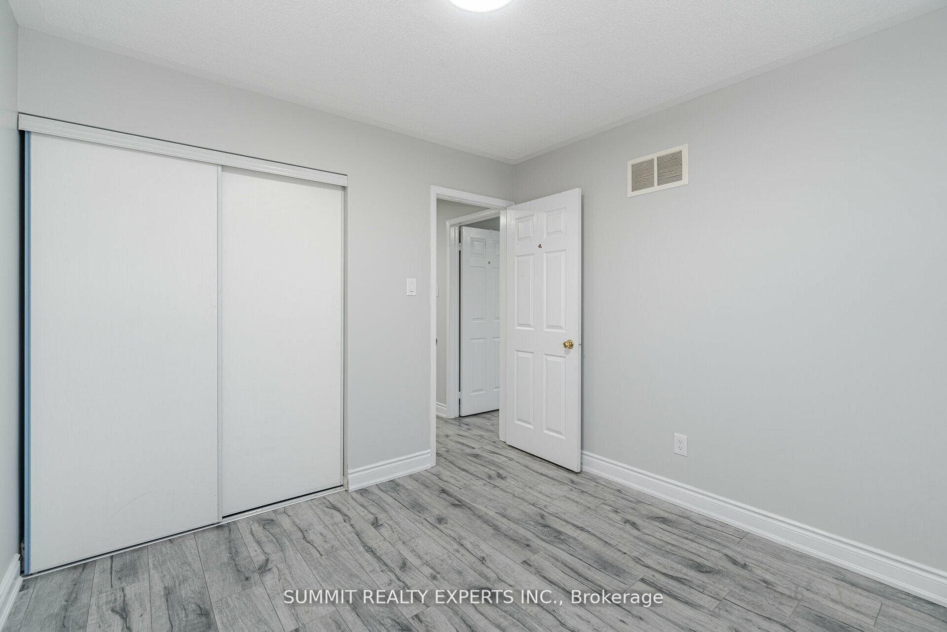 79 Rocky Mountain Crescent photo 28
