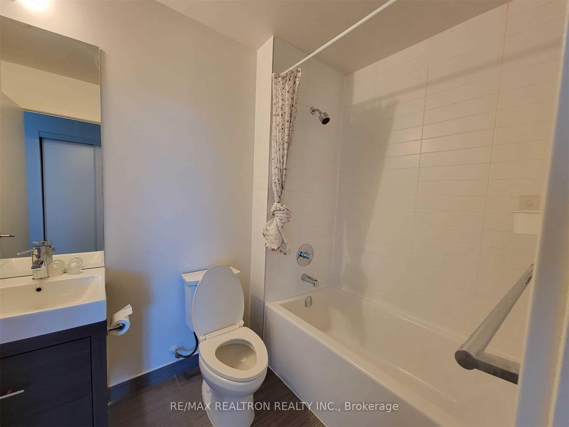 66 Forest Manor Road Unit 403 photo 16