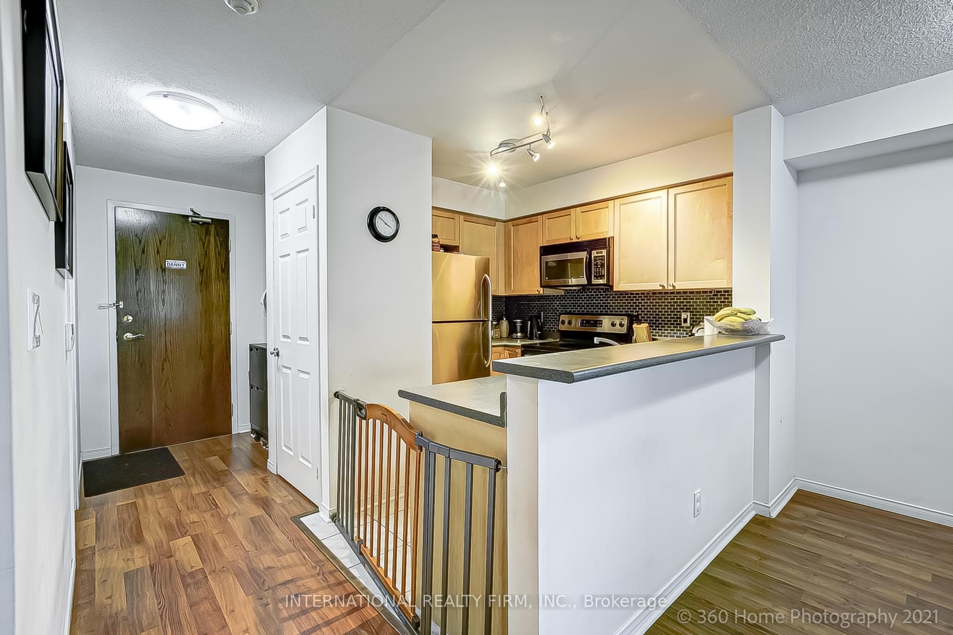 7 Michael Power Place Unit 804 photo 16