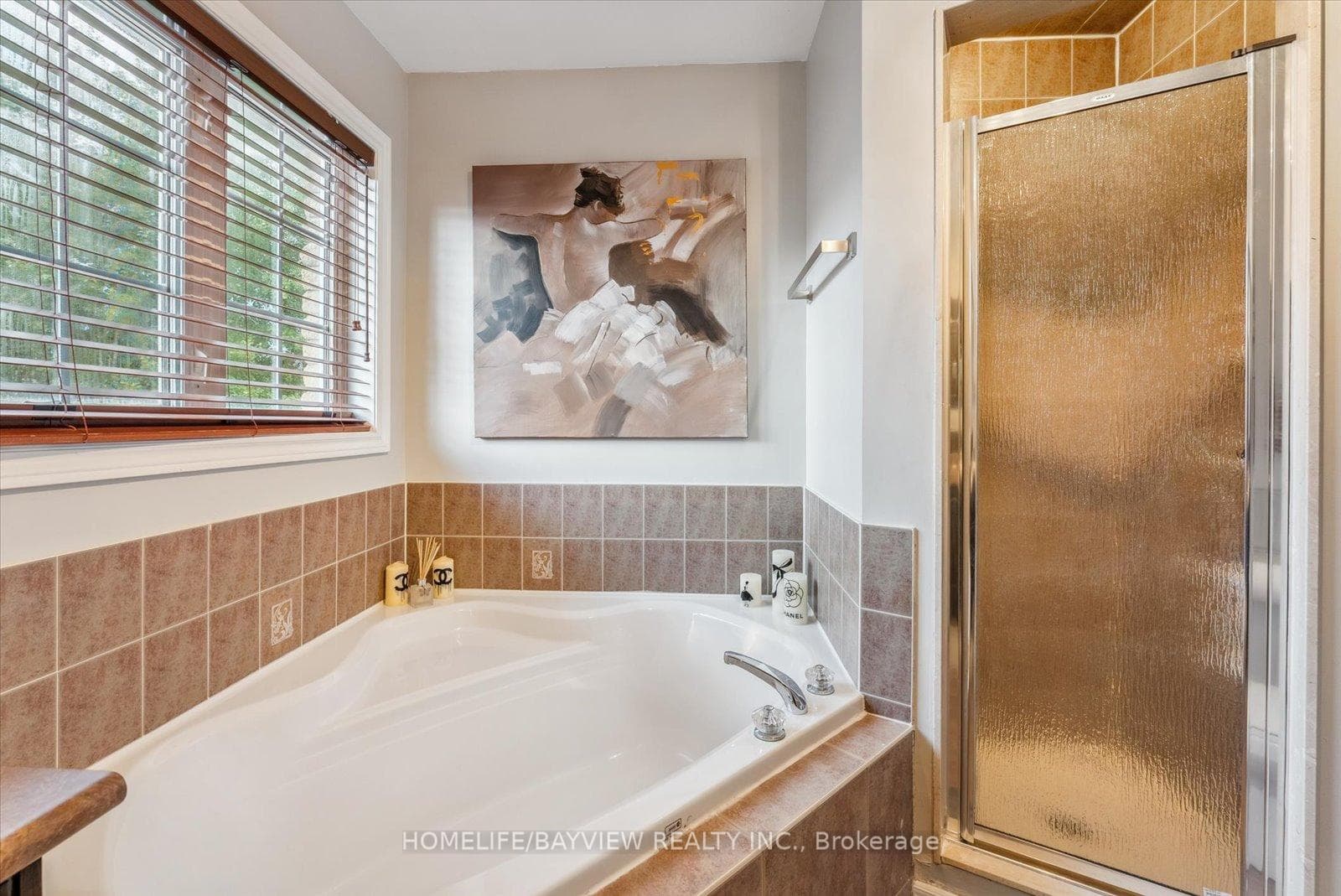 70 Raintree Crescent photo 26