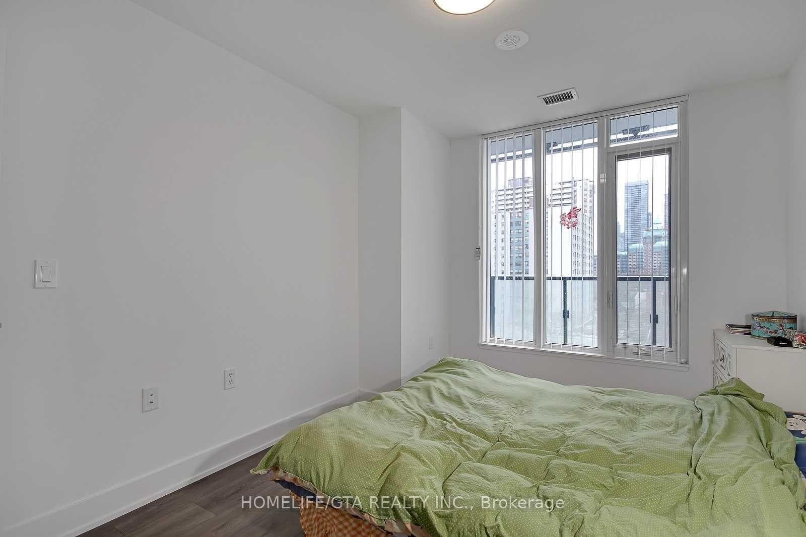 575 Bloor Street Unit 511 photo 22