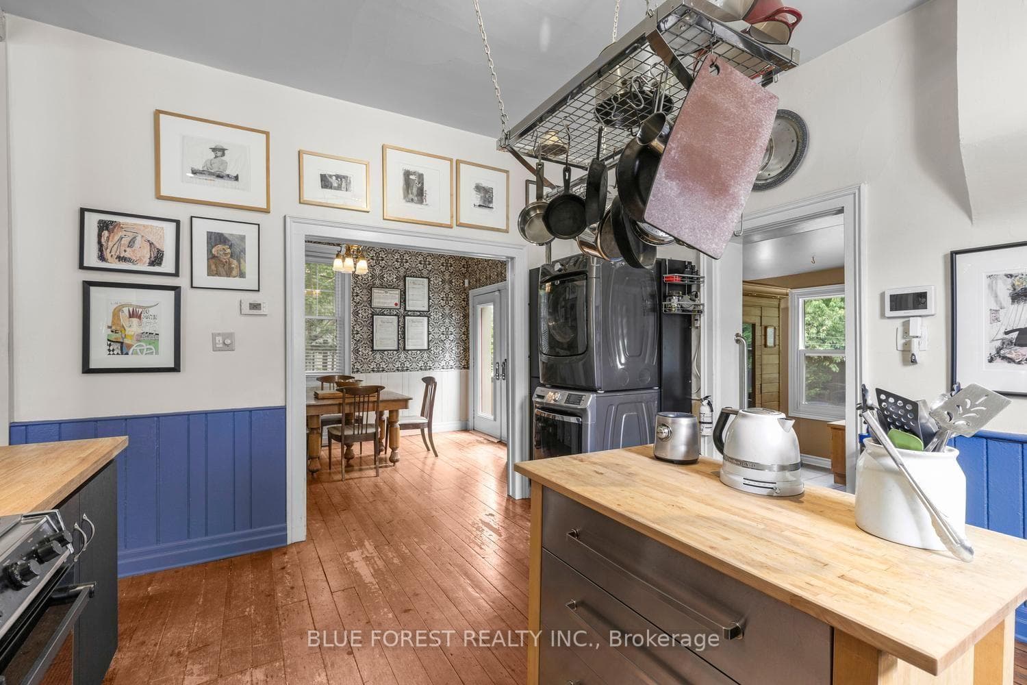 550 Elizabeth Street photo 11
