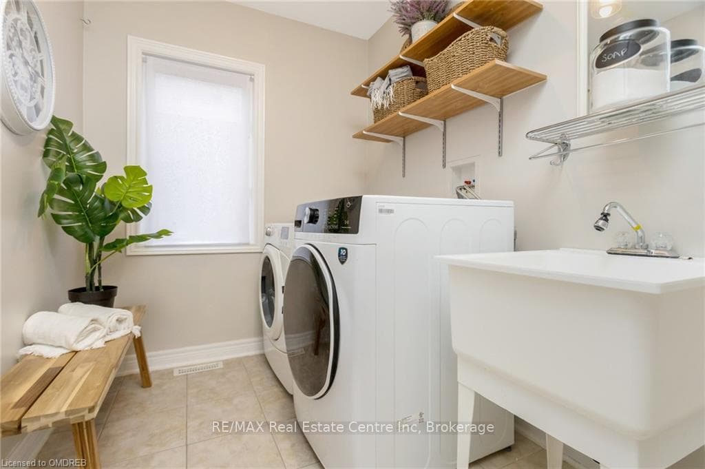 Laundry conveniently located on the 2nd floor