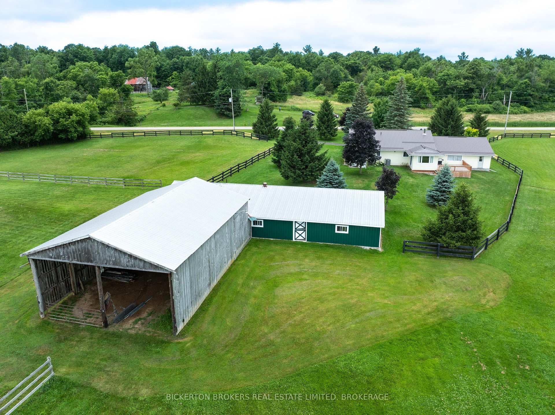 321 Escott/Rockport Road photo 9